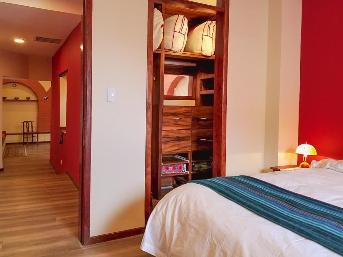 Casa Lunaloma - Boutique Apartments Quito Room photo