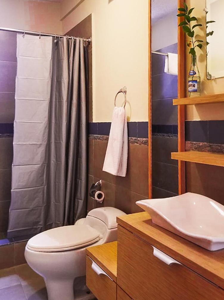 Casa Lunaloma - Boutique Apartments Quito Room photo
