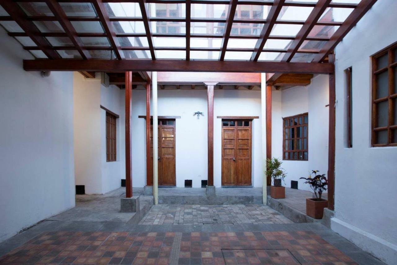 Casa Lunaloma - Boutique Apartments Quito Exterior photo